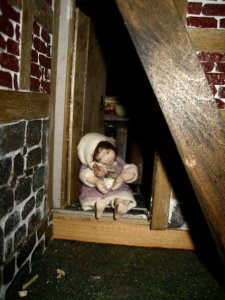 theinfill dolls house blog Hogepotche Hall –Hodgepodge Hall - a Medieval, Tudor, Jacobean dolls house blog - dairy with child on doorstep